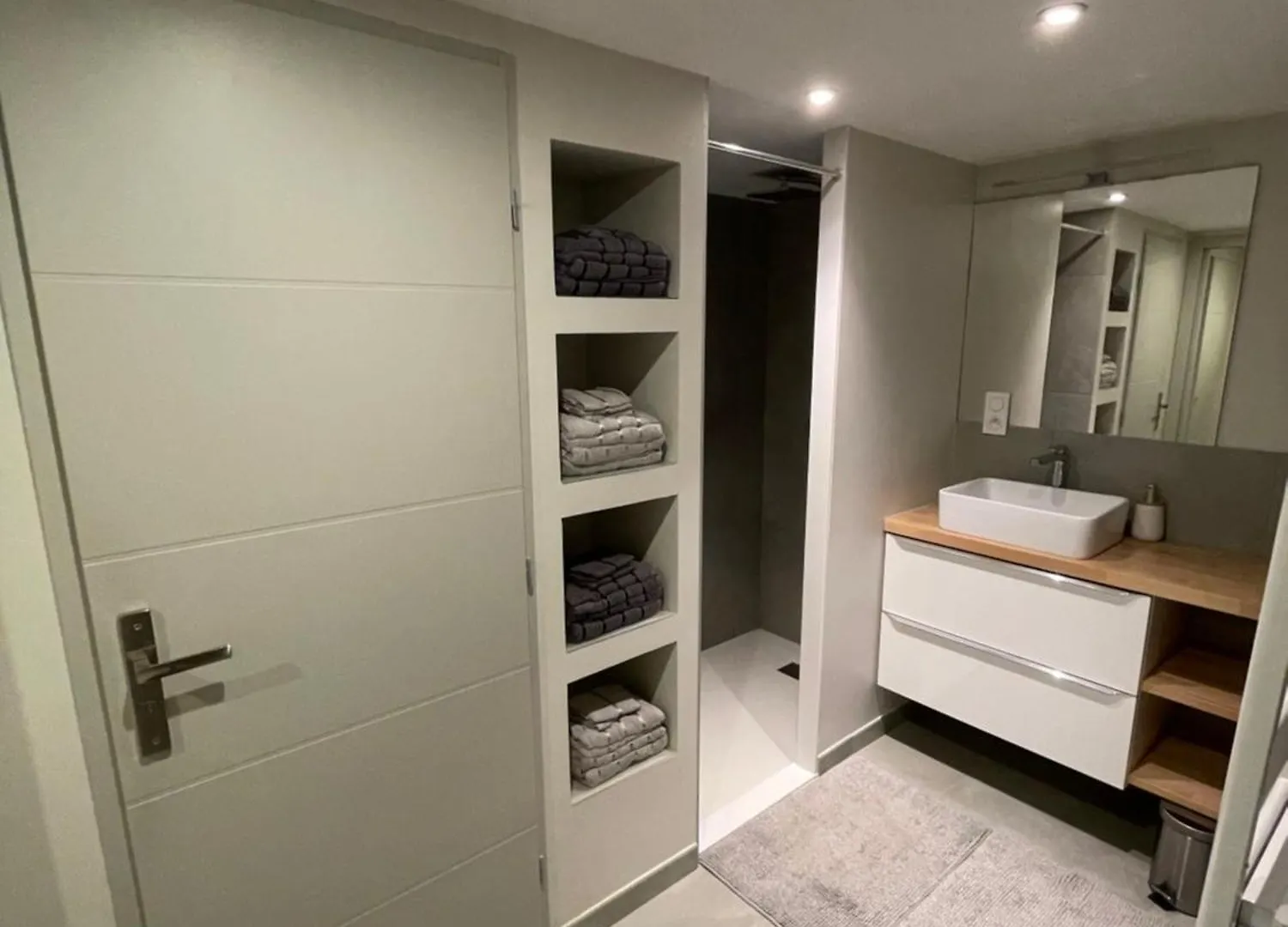 Le Bel Etoile Apartment Mercury